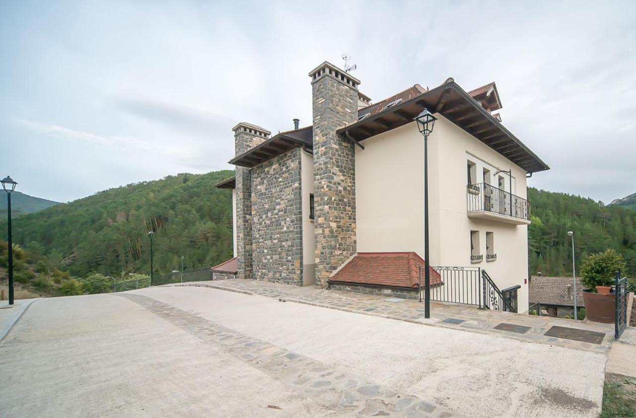 Casa Aurita Bed & Breakfast Ansó Exterior foto